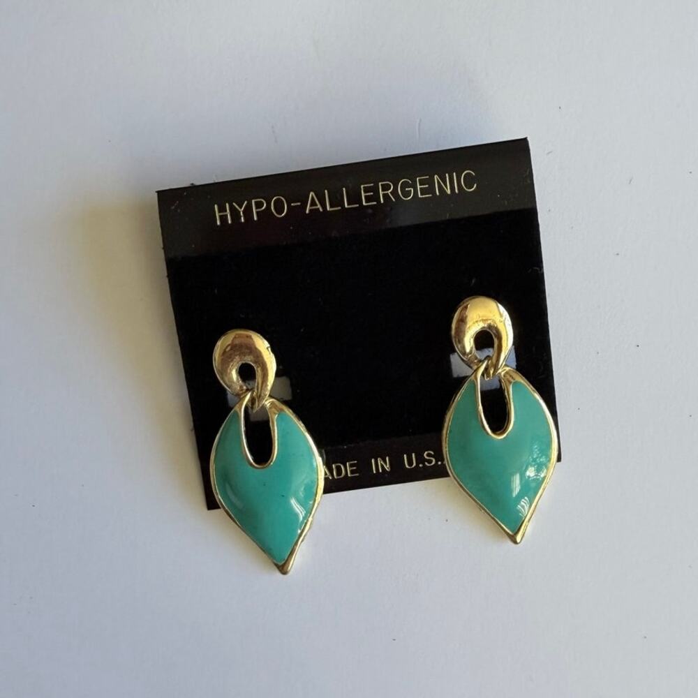 Vintage Turquoise Gold Tone 1.75” Geometric Dangle Earrings Made in USA